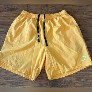 Men's Yellow Gymshark Shorts 7in